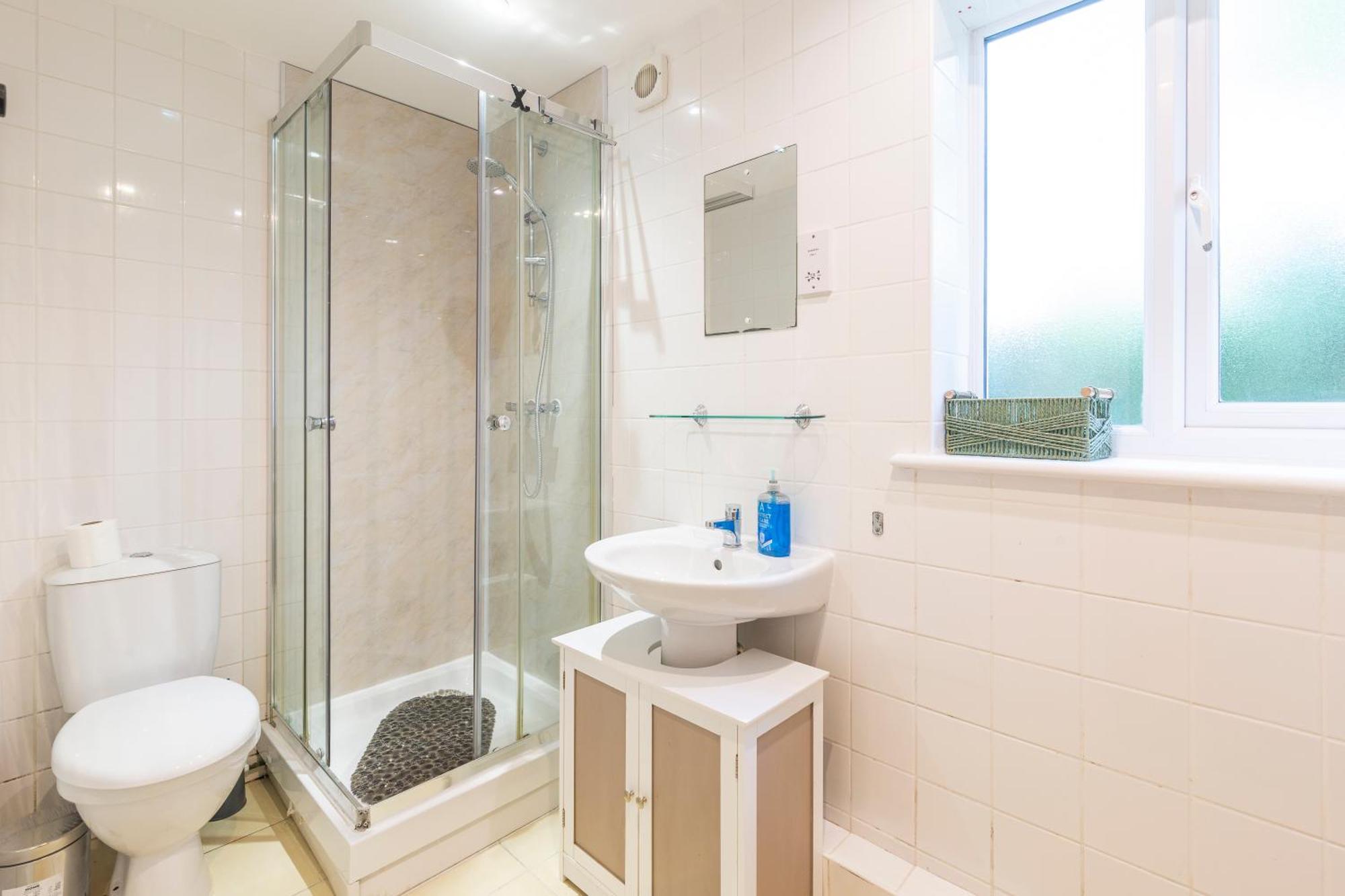 The Vogue Stay, 3 Bedrooms, 2 Bathrooms, Ideal For Jr & Oxford Hospitals, Free Carpark, Conveniently Located For Ring Road Access, 2 Miles From Oxford City Centre Easy Car & Bus Route Exterior foto